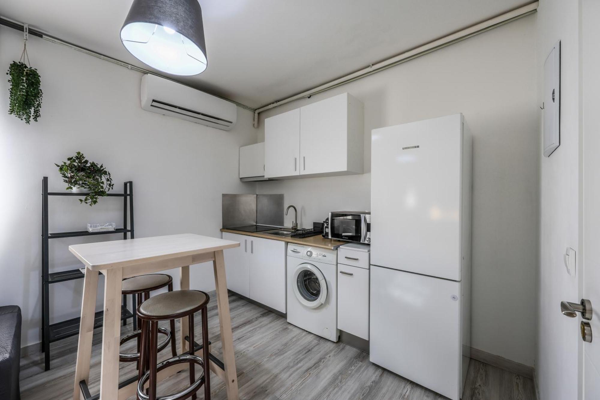 Algaba 28 Estudio San Isidro-Oporto-Vistalege Lägenhet Madrid Exteriör bild
